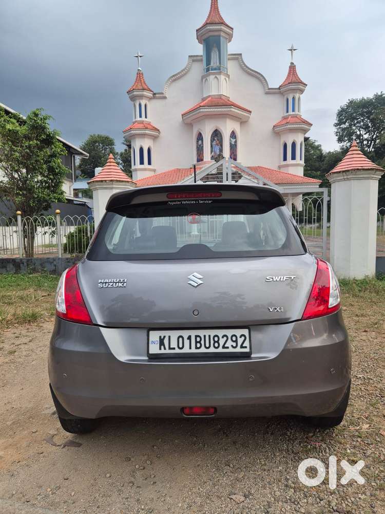 Maruti Suzuki Swift Vxi Iss Petrol, 2015, Petrol