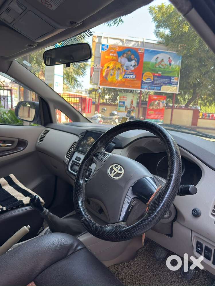 Toyota Innova 2012 Diesel Well Maintained