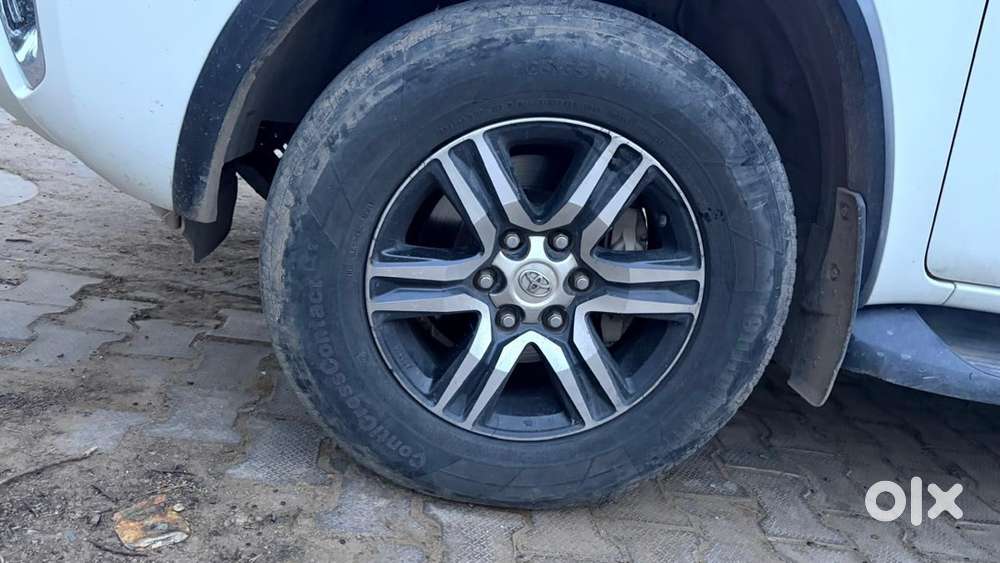 Toyota Fortuner Diesel 2018 Year Car