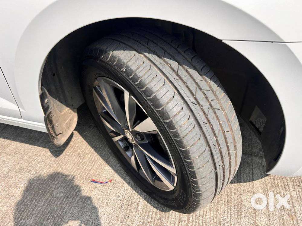 Skoda Slavia 1.0 Tsi Style At, 2024, Petrol