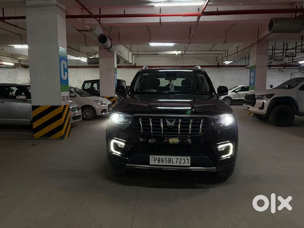 Mahindra Scorpio-n Z8t Model 2025 Km Driven 33000