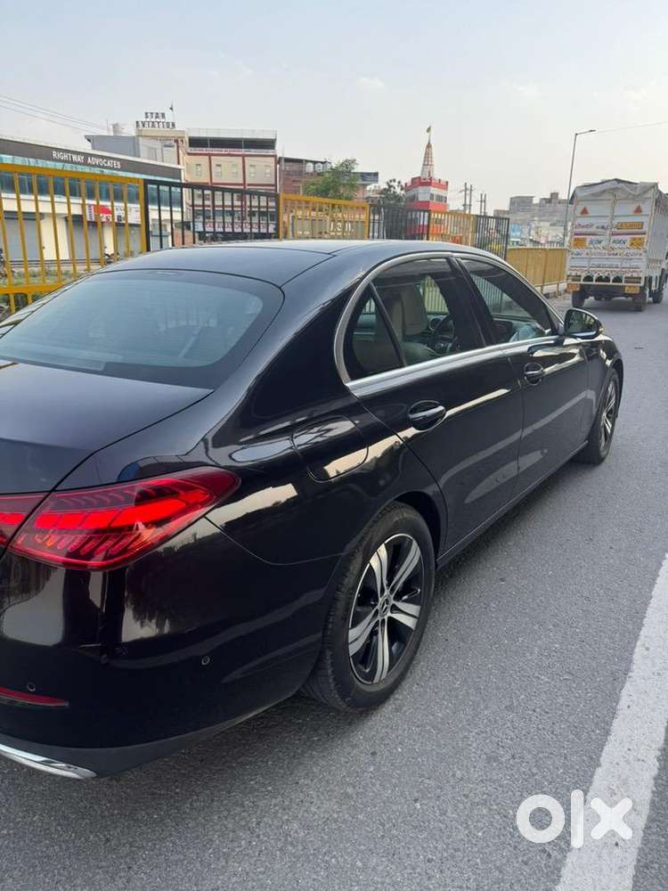 Mercedes-benz C-class 2024 (black)