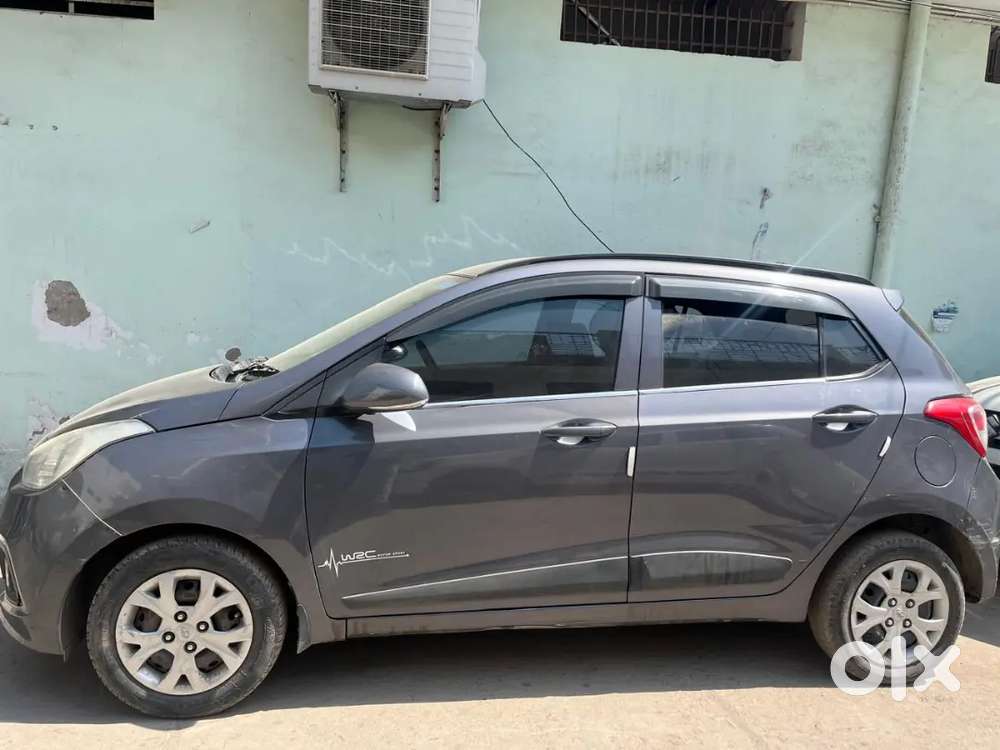 2nd Owner Hyundai Grand 2017 Petrol Manual