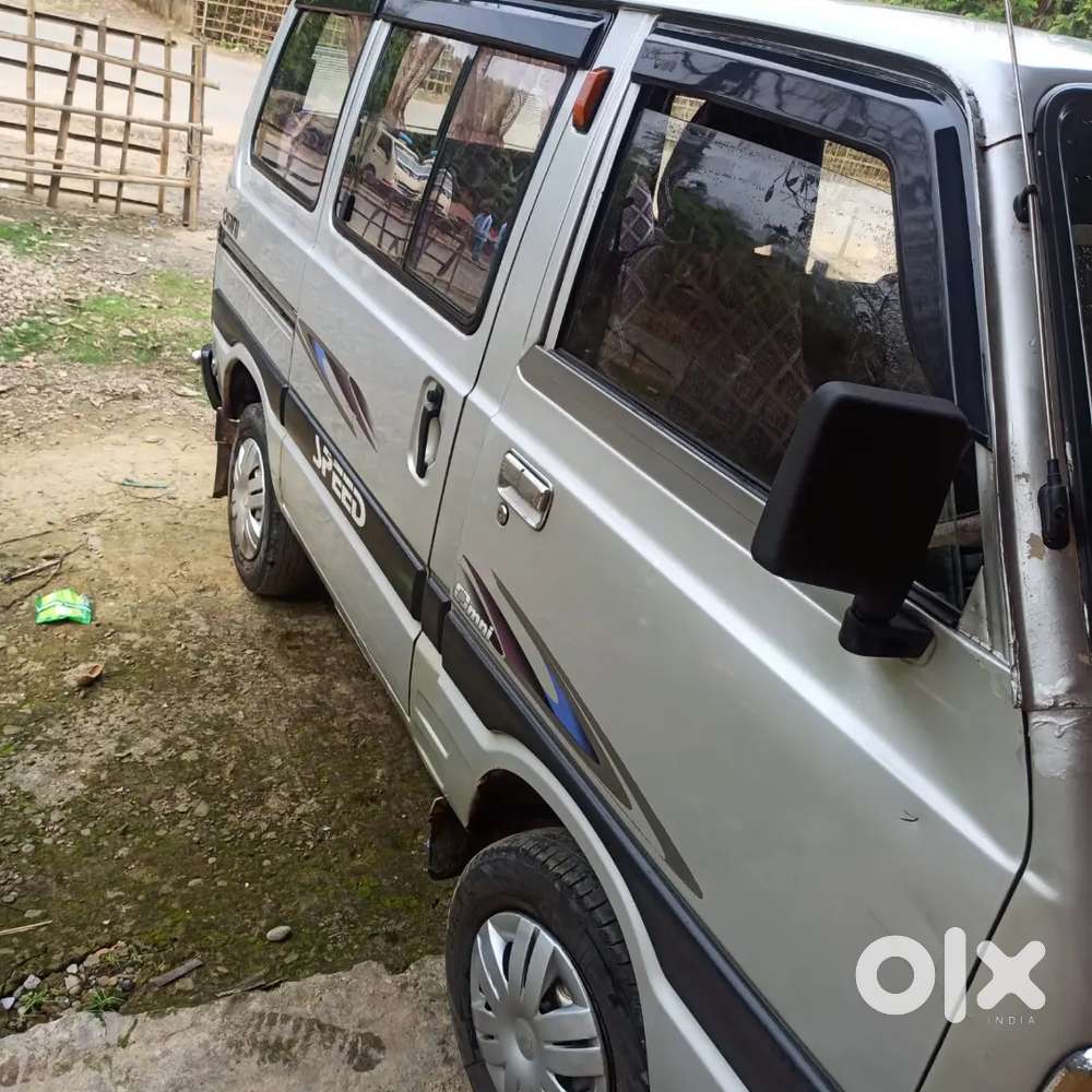 Maruti Suzuki Omni 2011