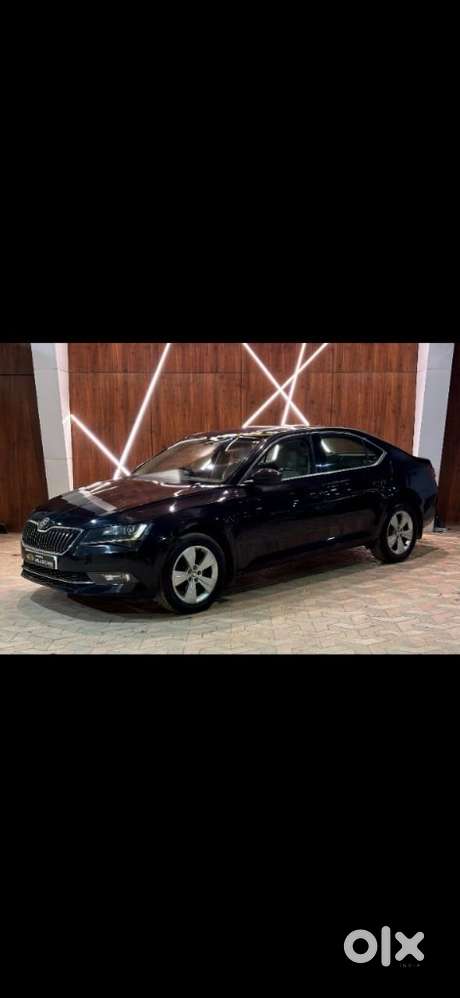 Skoda Superb Style 2.0 Tdi At, 2016, Petrol