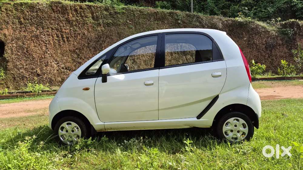 Tata Nano Xta 2016