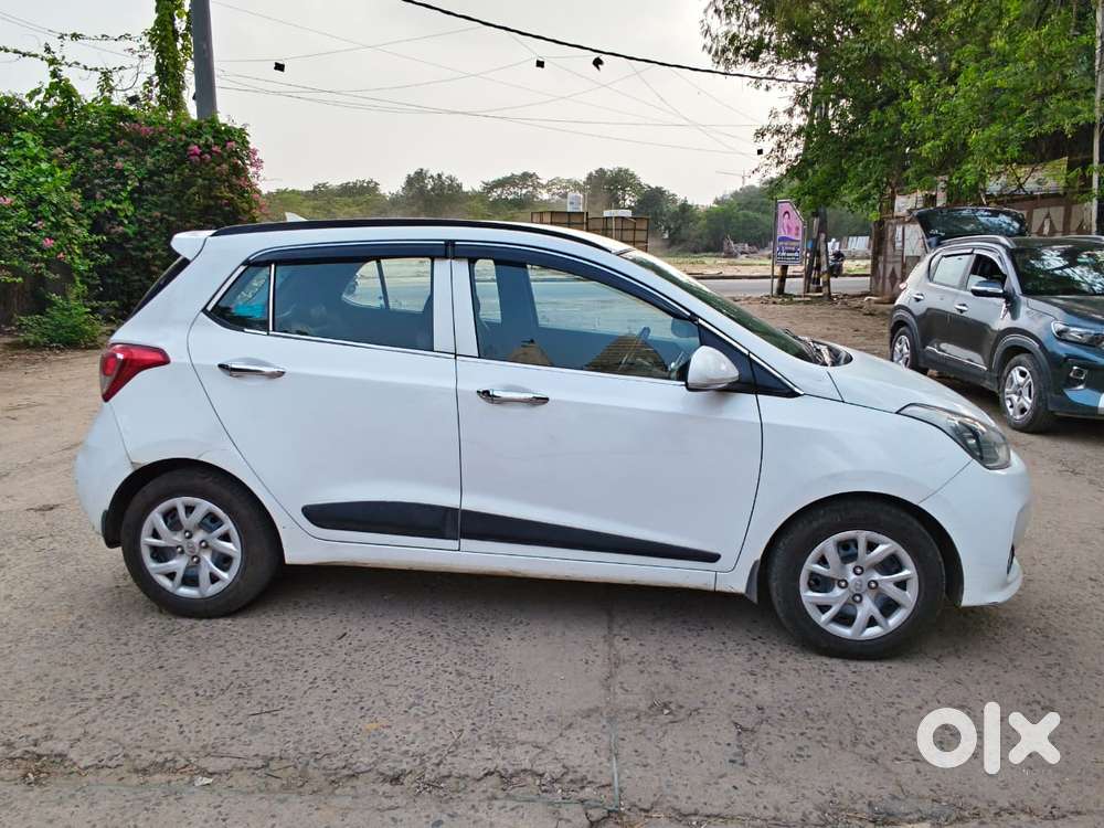 Hyundai Grand I10 Sportz 1.2 Kappa Vtvt, 2019, Petrol
