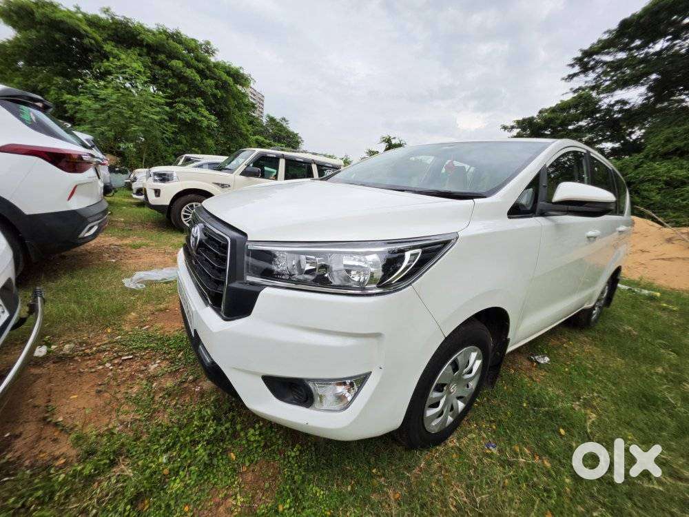 Toyota Innova Crysta 2.4 Gx Mt, 2019, Diesel