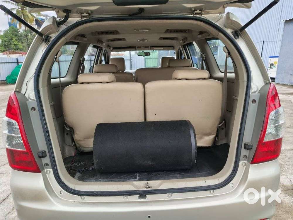 Toyota Innova 2.5 Ev Diesel Ms 8 Str Bsiii, 2012, Diesel