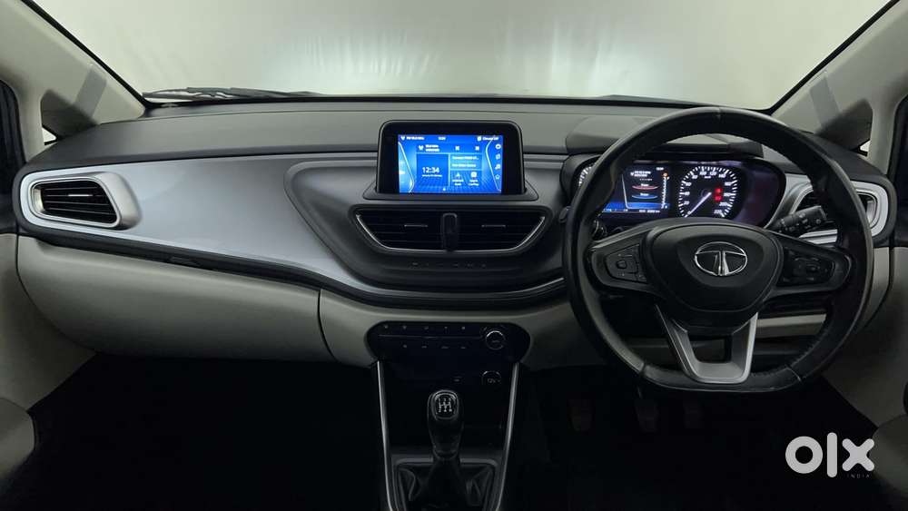 Tata Altroz 1.5 Xz Plus Diesel, 2022, Diesel