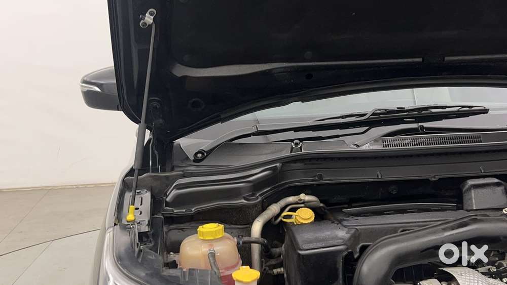 Mahindra Xuv300 W8 Option Diesel, 2020, Diesel