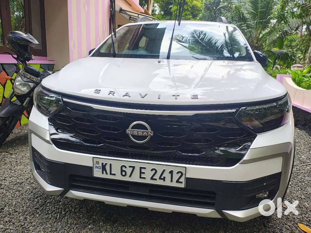 Nissan Gravite Acenta 2026