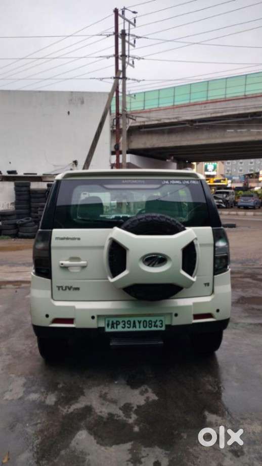 Mahindra Tuv 300 T8, 2019, Diesel