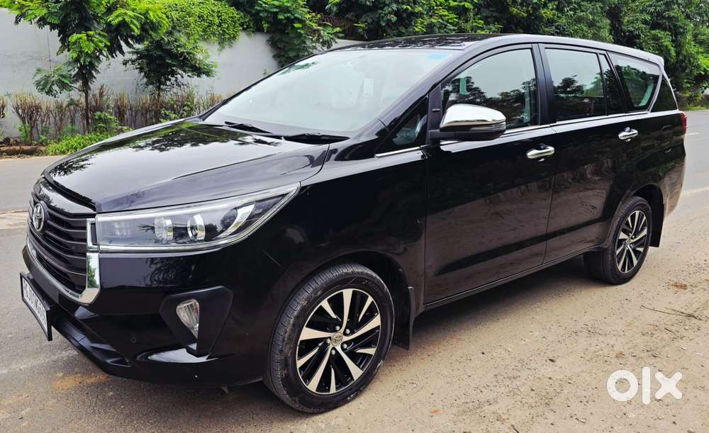 Toyota Innova Crysta 2.8 Zx At, 2022, Diesel