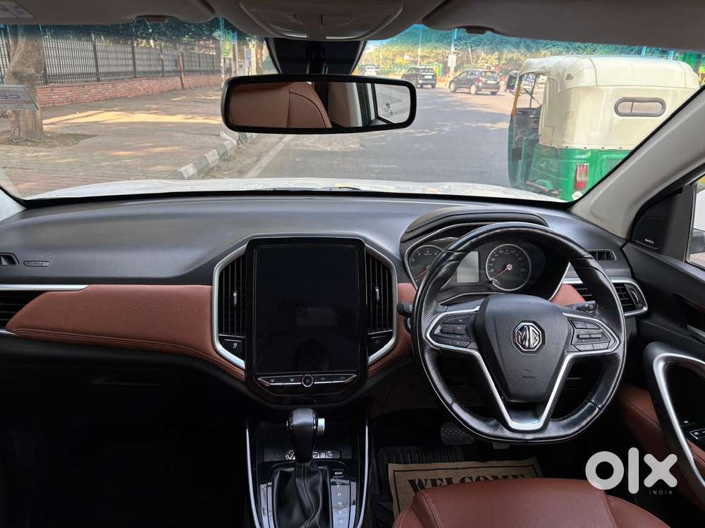 Mg Hector Plus Smart Ex 1.5 Turbo Petrol 7 Str, 2021, Petrol