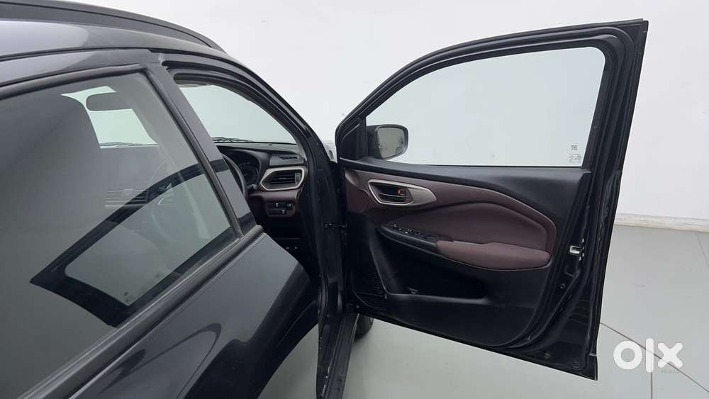 Maruti Suzuki Fronx Delta 1.2l Mt, 2025, Petrol