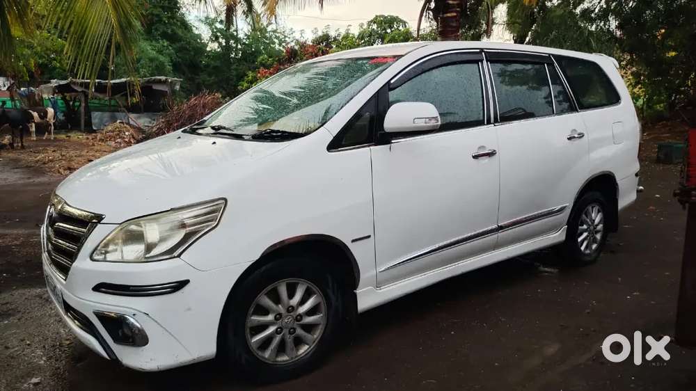 Toyota Innova 2014 Diesel 7-seater Manual