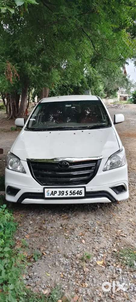 Toyota Innova 2.5 G 2012