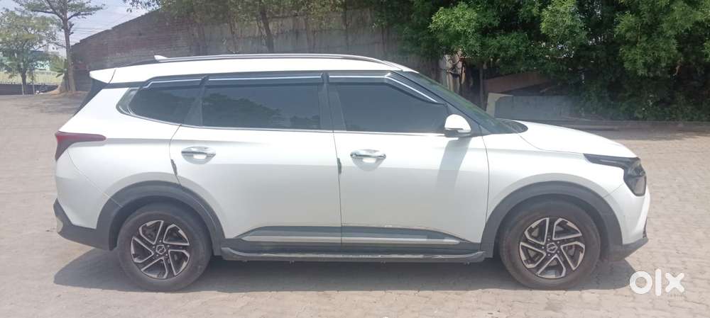 Kia Carens Luxury (o)1.5 Diesel At 7 Str, 2022, Diesel