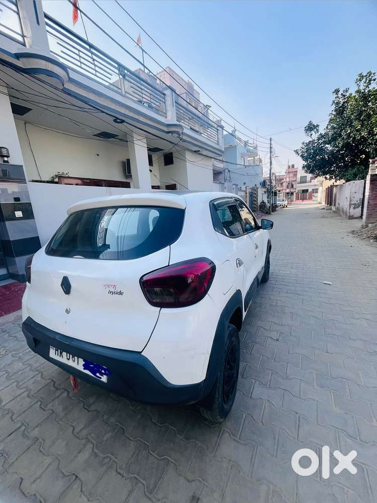 Kwid 42000 Km Run With Jbl Speaker And Amplifier