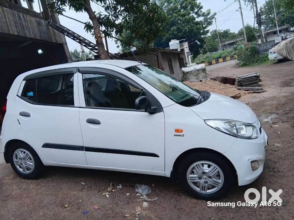 Hyundai I10 1.1l Irde Era Special Edition, 2013, Cng & Hybrids