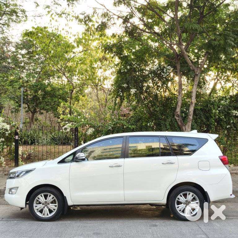 Toyota Innova Crysta 2.8 Z, 2016, Diesel