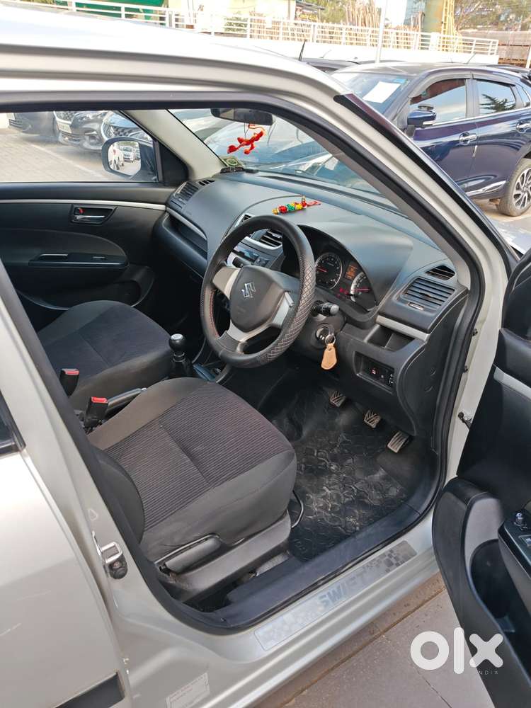 Maruti Suzuki Swift 1.2 Vxi (o), 2017, Petrol