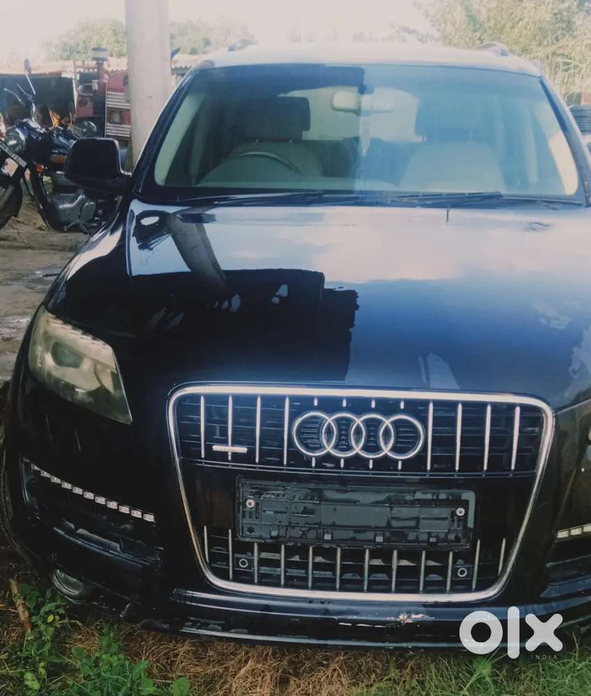 Audi Q7 Selling Parts