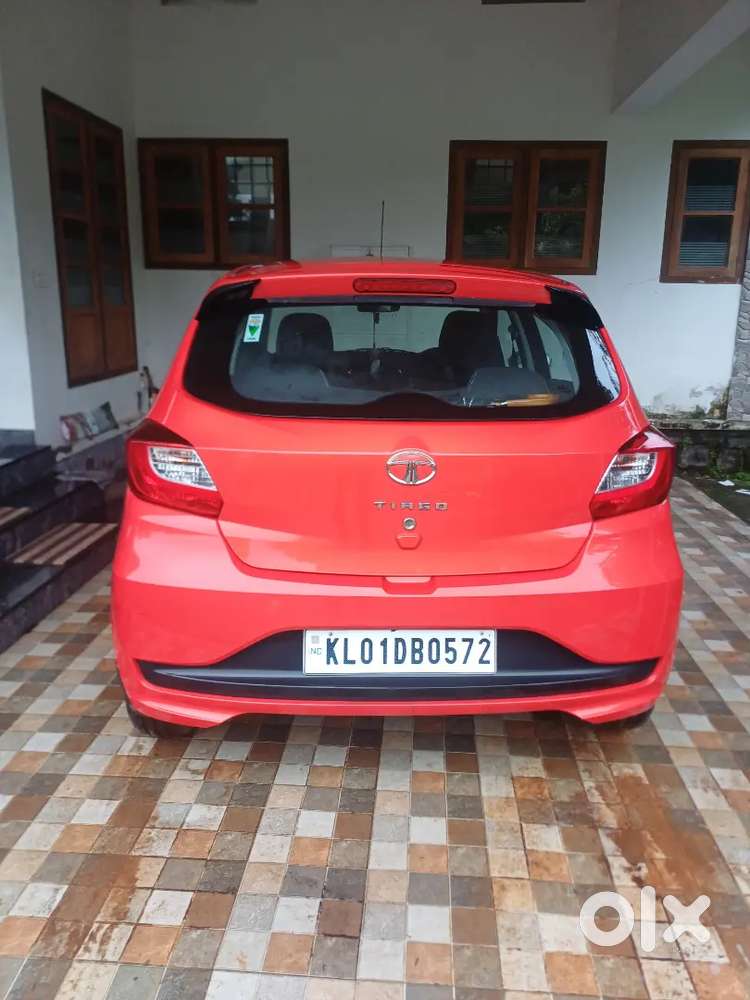 Tata Tiago 2024 Petrol Well Maintained