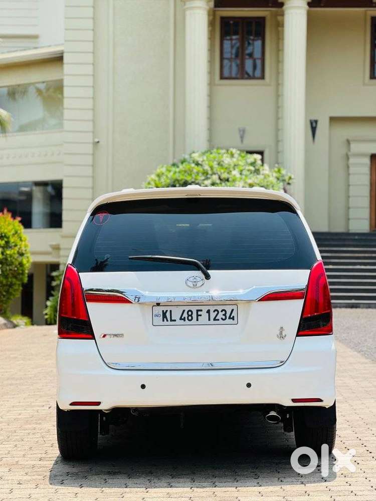 Toyota Innova 2.5 G (diesel) 7 Seater Bs Iv, 2013, Diesel