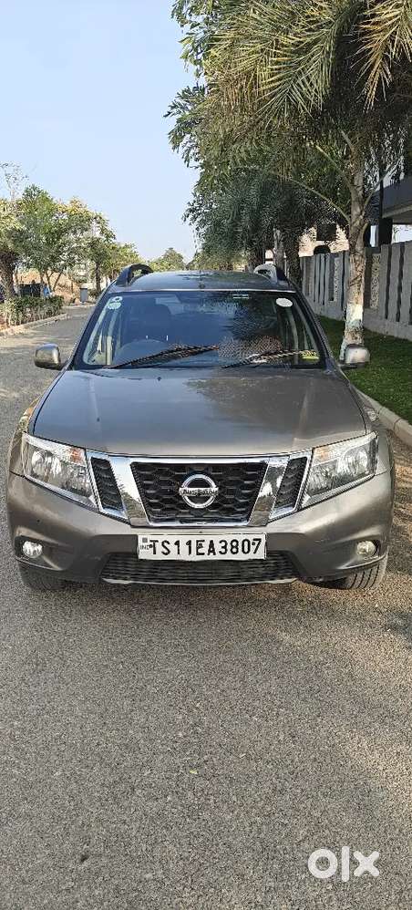 Car Nissan Terrano 2014