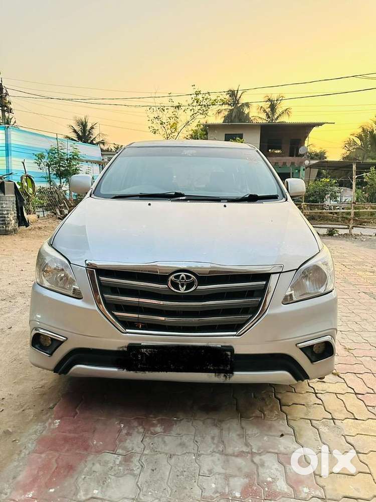 Toyota Innova 2011