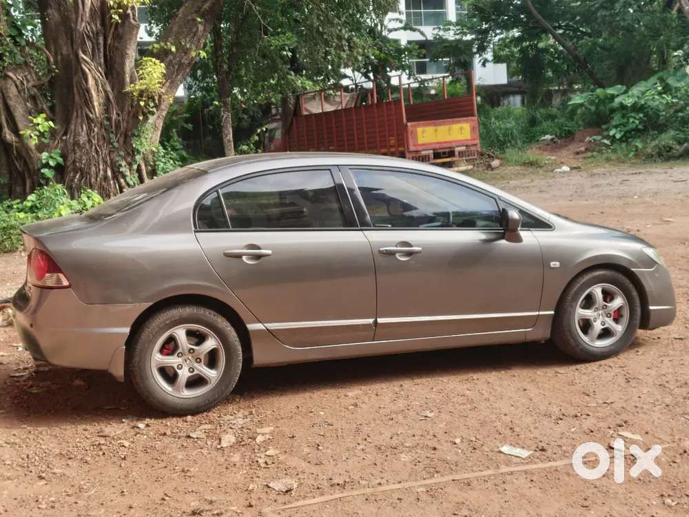Honda Civic 1.8 Neatly Maintained