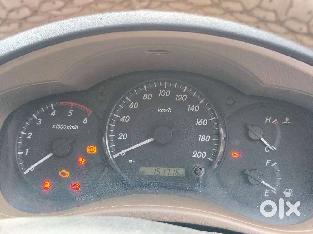 Toyota Innova 2.5 G (diesel) 7 Seater, 2015, Diesel