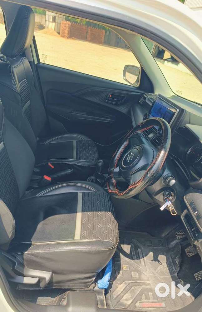 Maruti Suzuki Swift 1.2 Lxi (o), 2025, Petrol