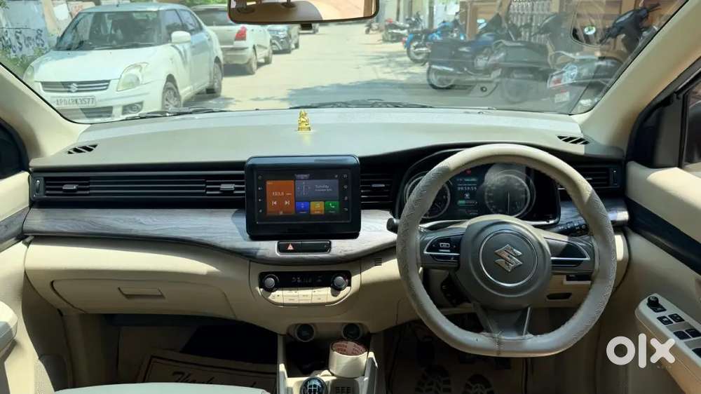 Maruti Suzuki Ertiga Zxi 2025 Cng&petrol