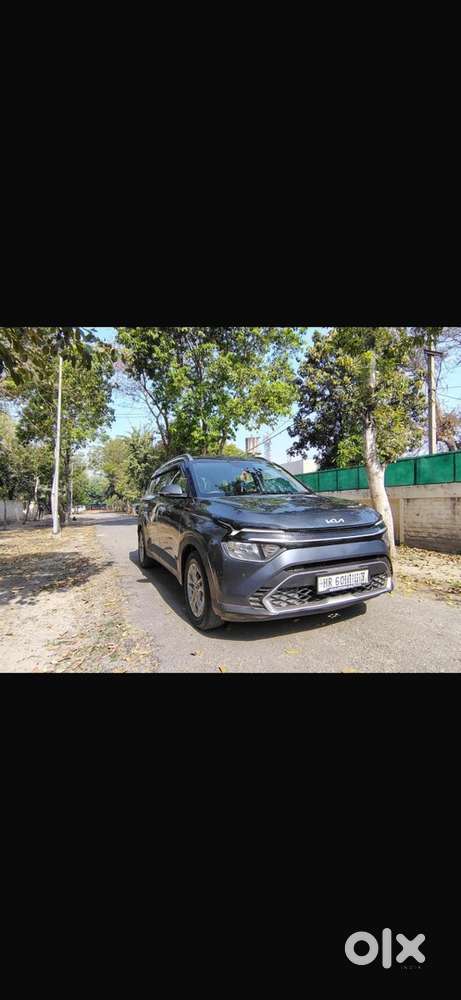 Kia Carens 2022 Diesel Well Maintained