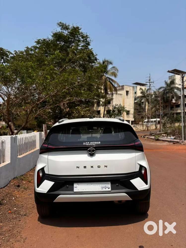 Tata Nexon 2023 Petrol 10000 Km Driven