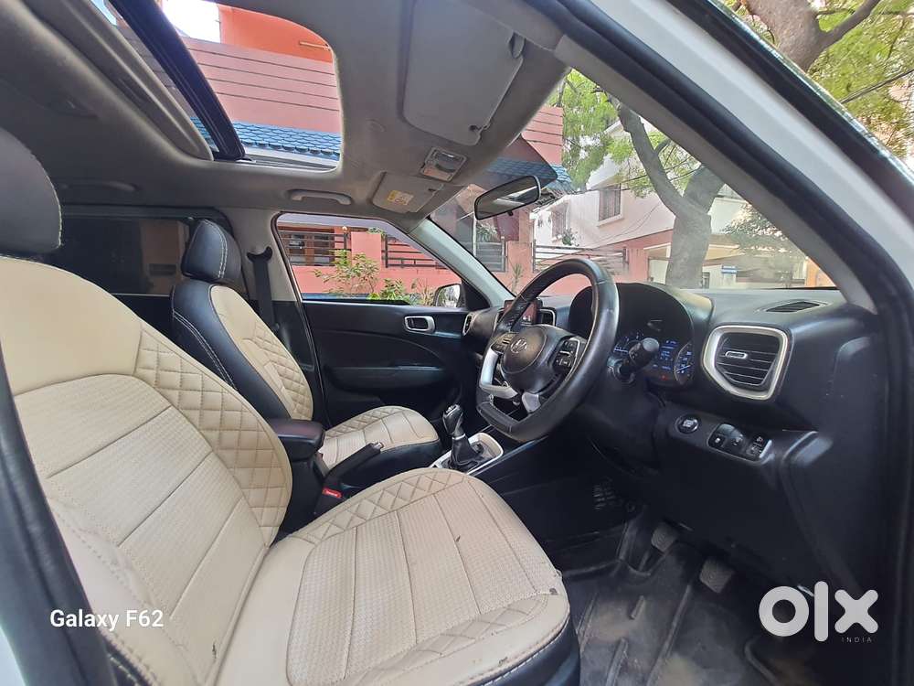 Hyundai Venue Sx (o) Mt 1.5 Diesel Dual Tone, 2021, Diesel