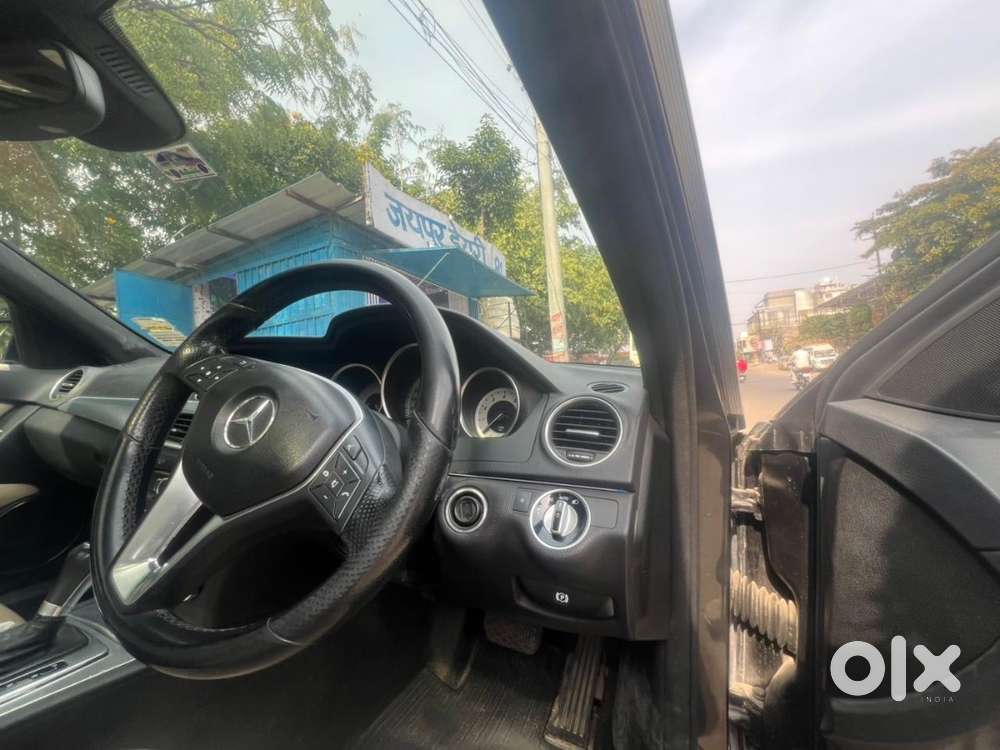 Mercedes-benz C Class 2012 Petrol Well Maintained