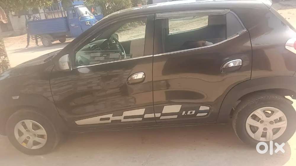 Kwid In Mint Condition 1.0 . New Tyres