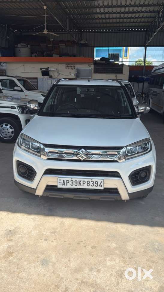 Maruti Suzuki Brezza 1.5 Zxi Smart Hybrid, 2021, Petrol