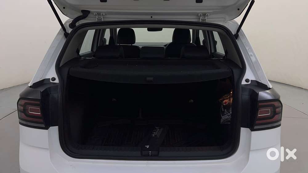 Volkswagen Taigun Topline 1.0 Tsi At (electric Seats), 2023, Petrol