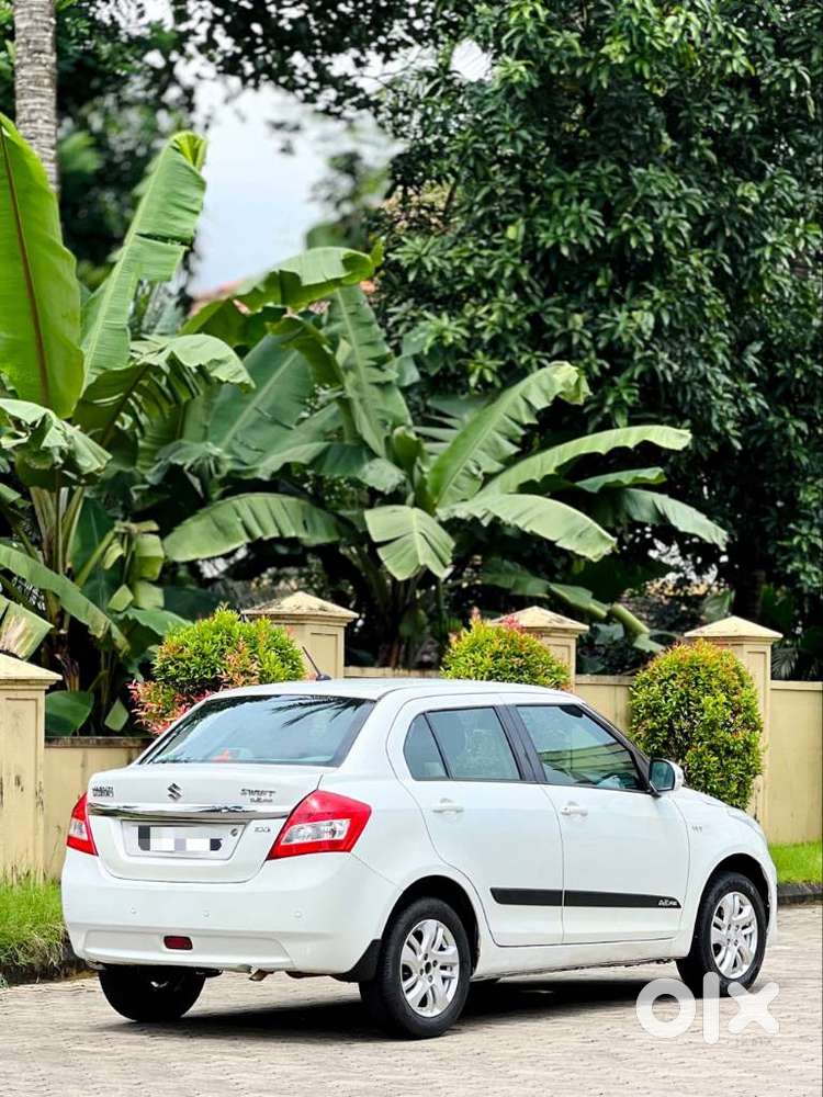 Maruti Suzuki Swift Dzire 1.2 Zxi, 2012, Petrol