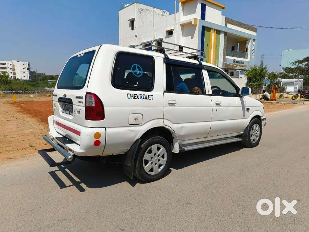 Chevrolet Tavera 2016