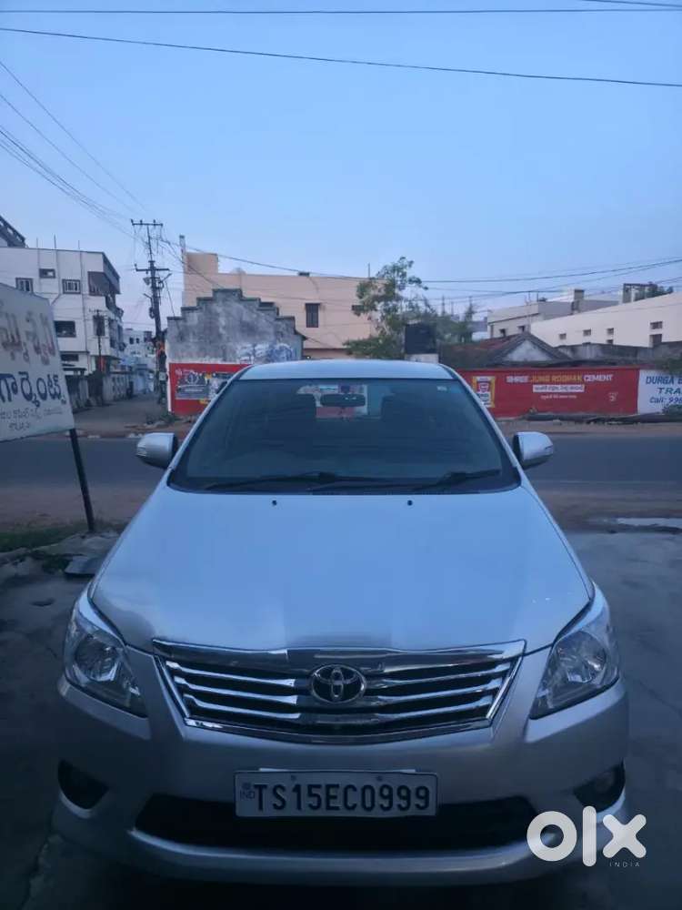 Toyota Innova 2013 Diesel 160000 Km Driven