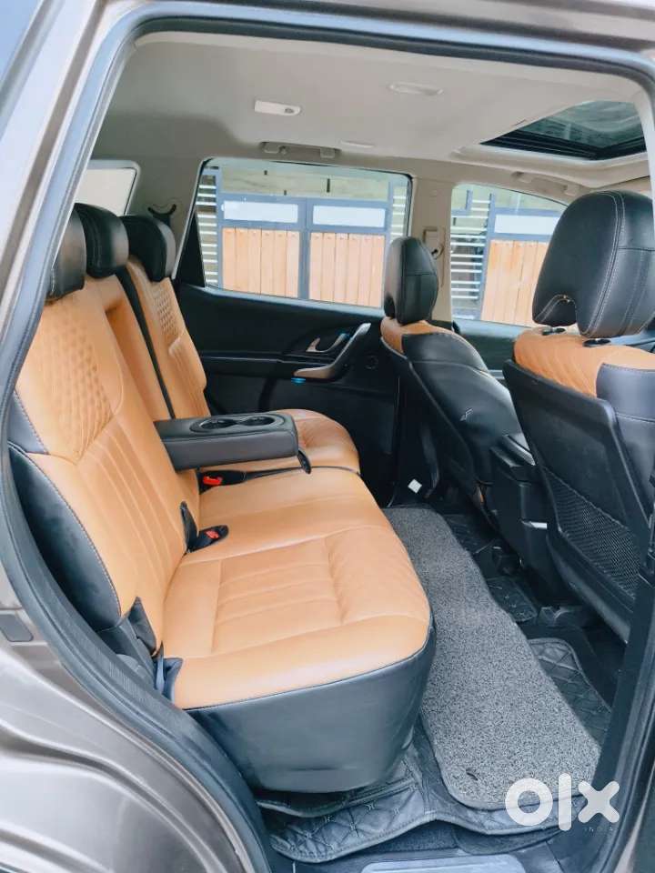 Mahindra Xuv500 W9 1.99, 2019, Diesel