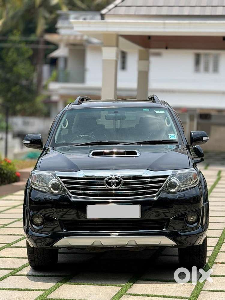 Toyota Fortuner 2016