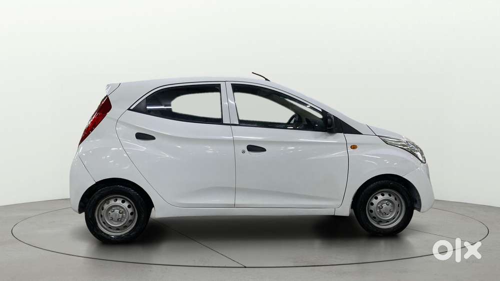 Hyundai Eon Era +, 2017, Petrol