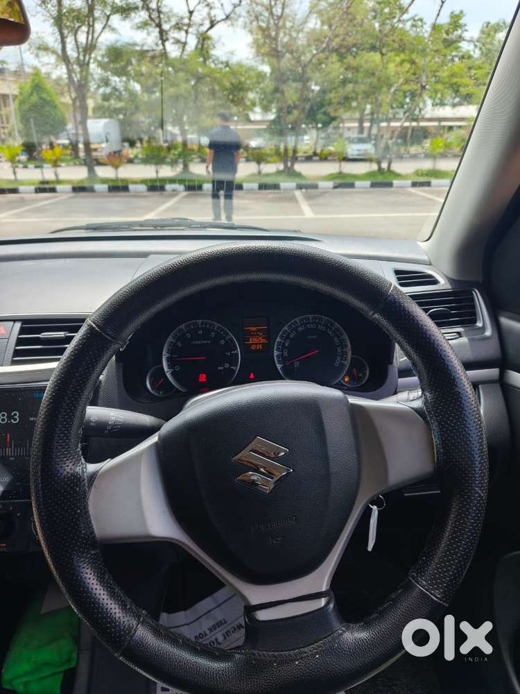 Maruti Suzuki Swift Vxi Optional, 2017, Petrol